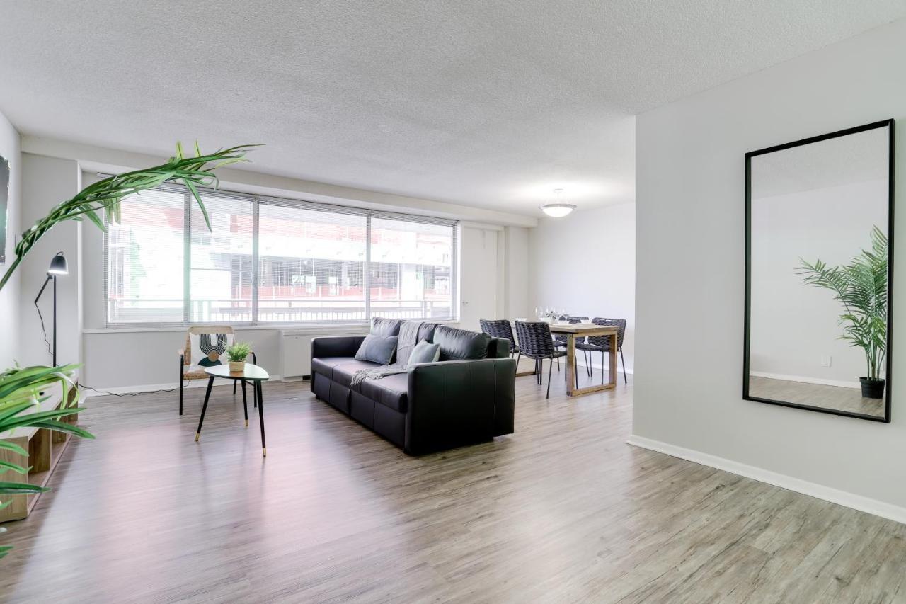 Modern Apartment At Crystal City Арлингтон Экстерьер фото